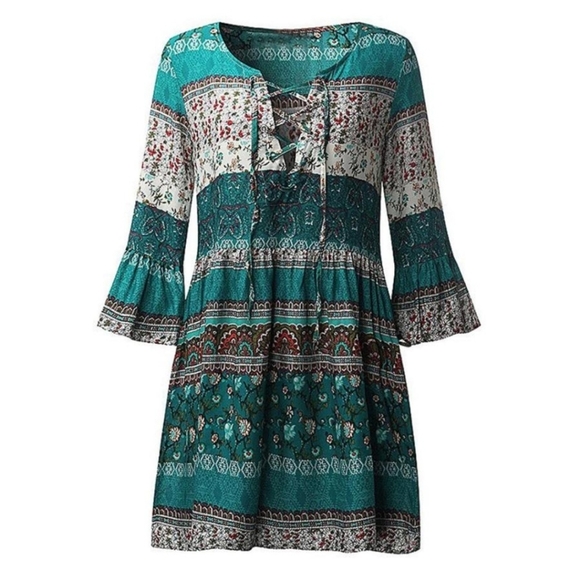 Mokingtop Dresses & Skirts - Mokingtop Women's Bohemian Floral  V-neck tied up 3/4 Bell Sleeve Dress M
